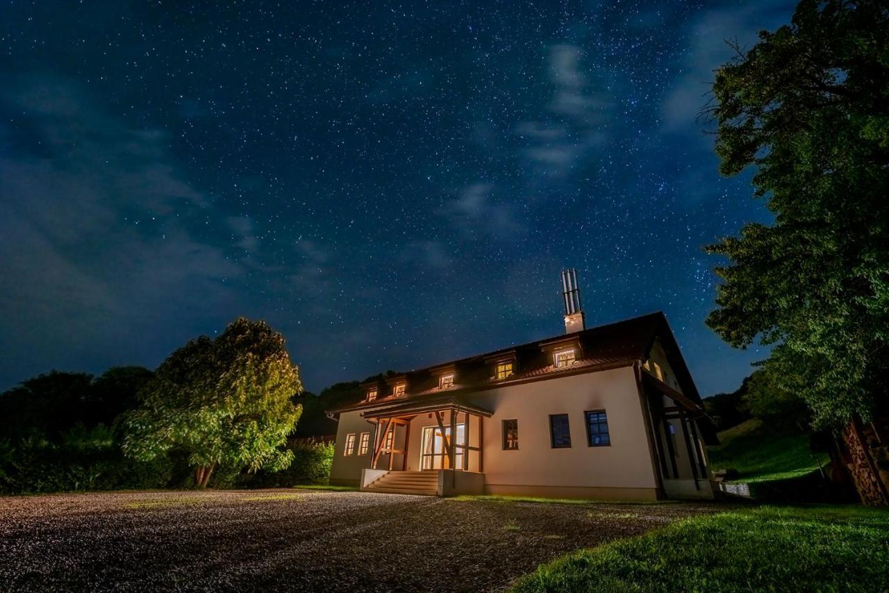 Conacul Gaal Kuria Hotel Dalnic Buitenkant foto