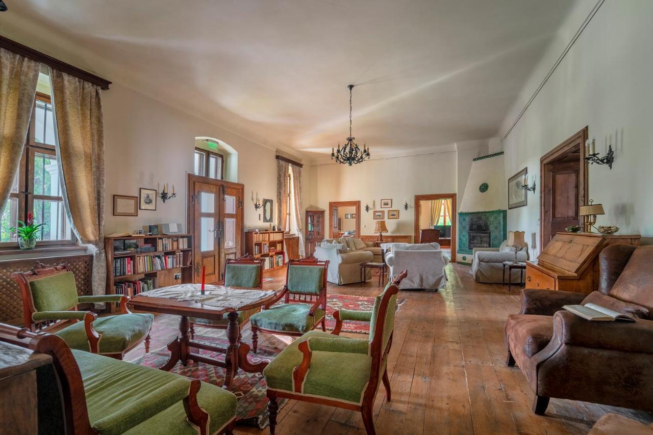 Conacul Gaal Kuria Hotel Dalnic Buitenkant foto